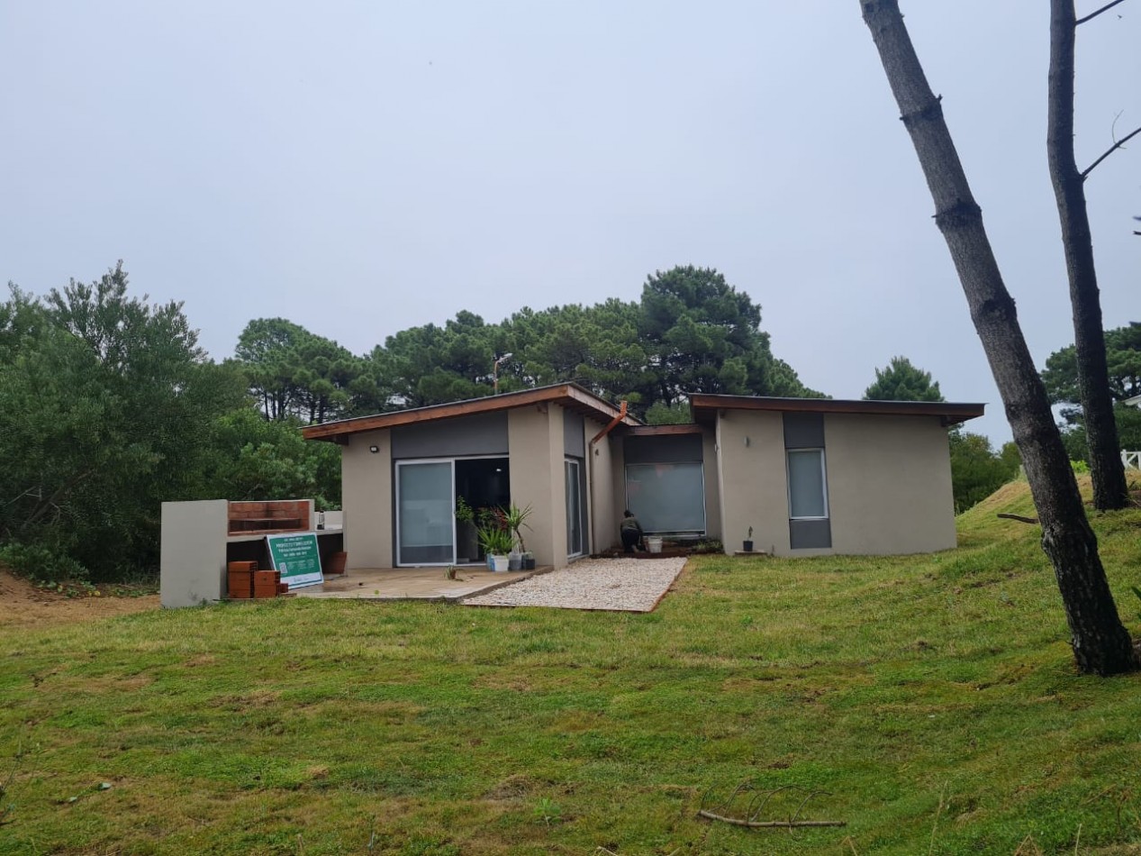 CASA EN VENTA PINAMAR BARRIO NAYADES