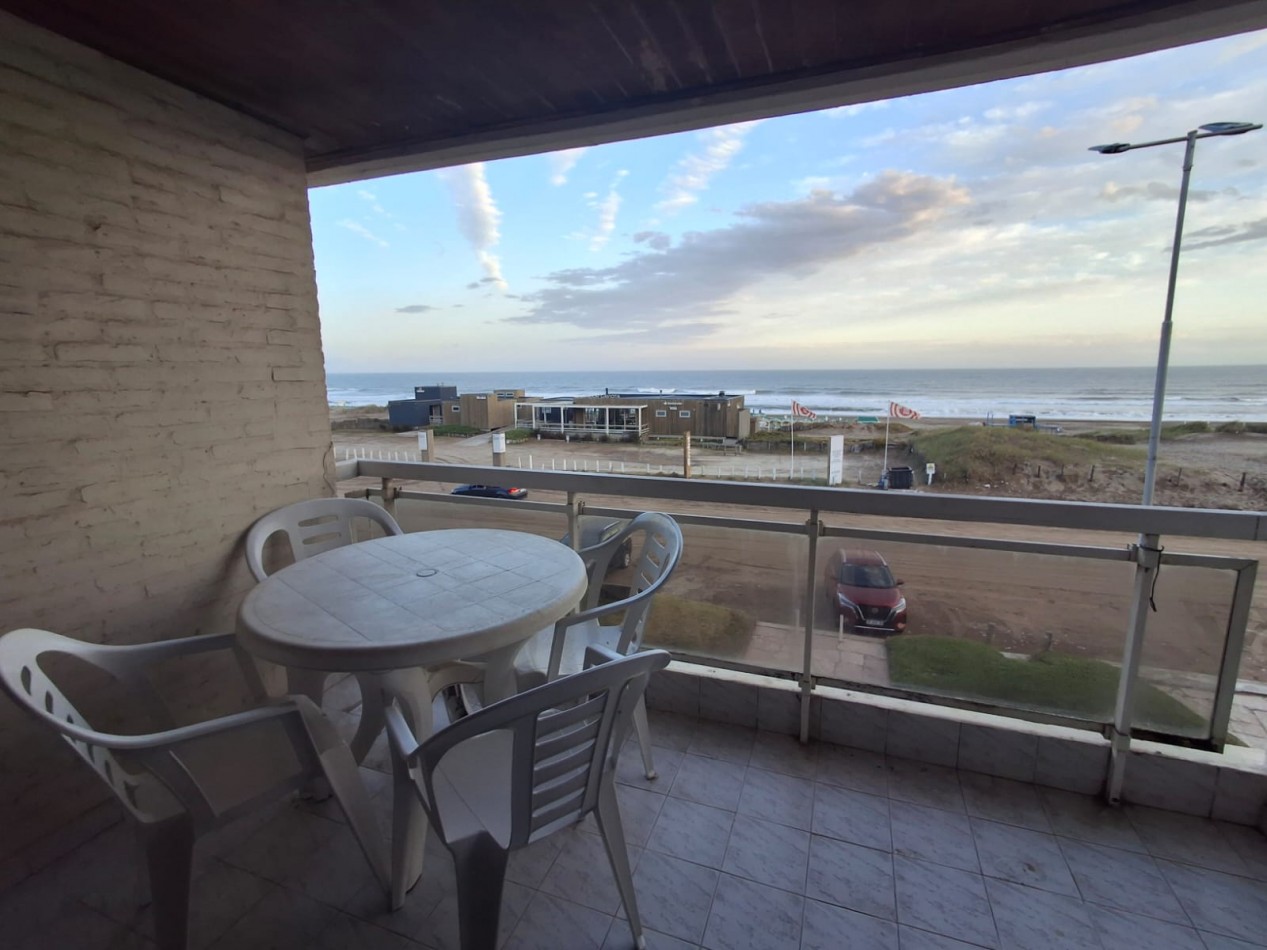 Alquiler Departamento Pinamar zona norte mar frente al mar con pileta