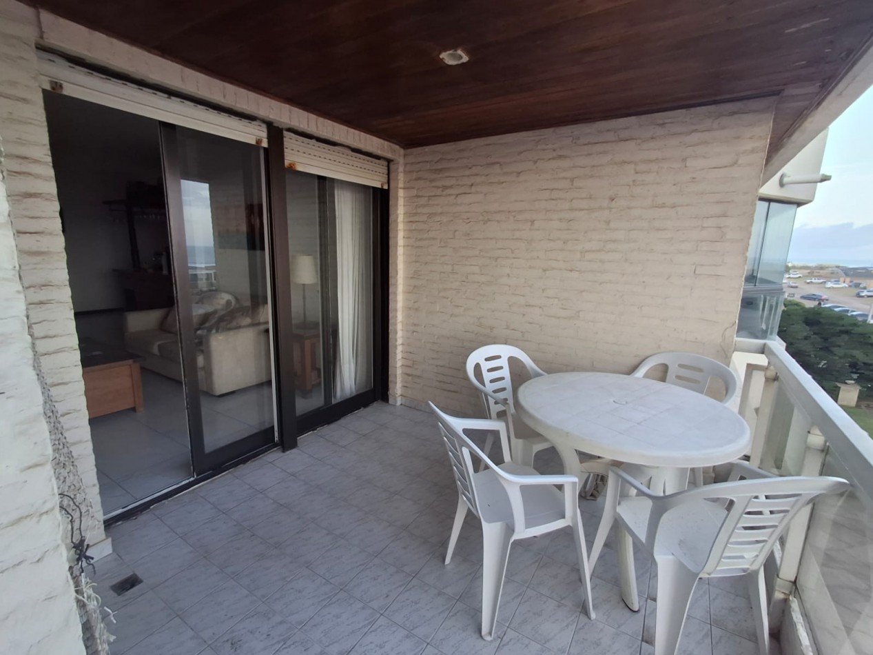 Alquiler Departamento Pinamar zona norte mar frente al mar con pileta