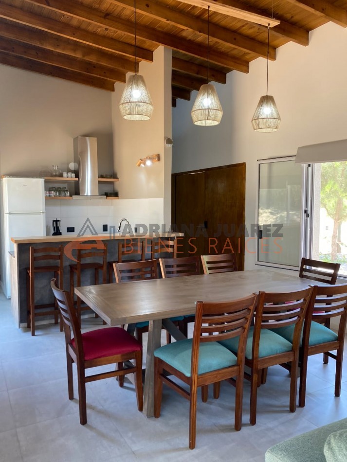 CASA EN VENTA PINAMAR BARRIO NAYADES CALLE ICARO 1000