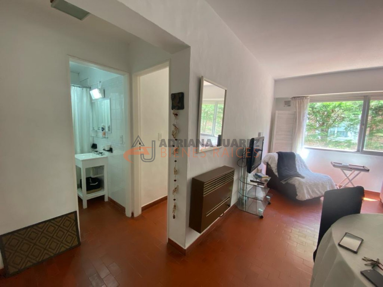 ALQUILER DEPARTAMENTO PINAMAR 2 o 3 Personas a metros del mar