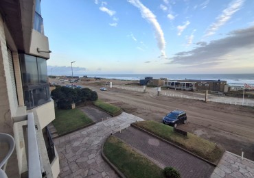Alquiler Departamento Pinamar zona norte mar frente al mar con pileta