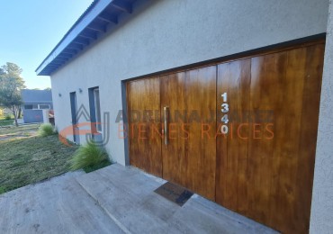 CASA EN VENTA PINAMAR BARRIO NAYADES CALLE ICARO 1000