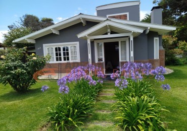 Alquiler Casa con pileta en Pinamar p/ 7 personas